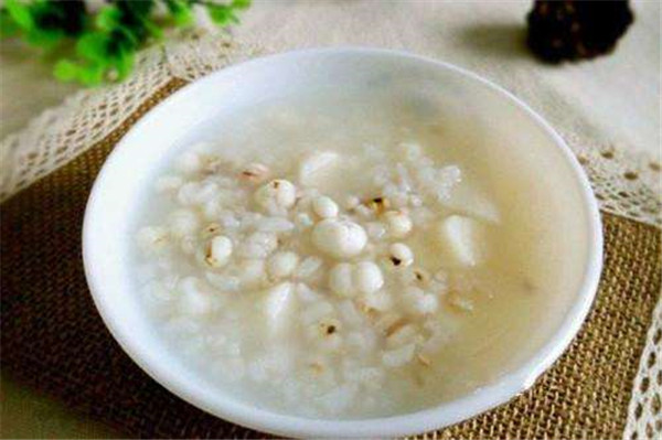 常用房屋修建合同(简单的常用房屋租赁合同范本)